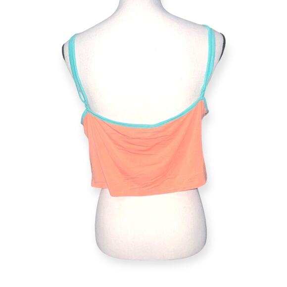 Super Cropped Hello Kitty Tank Top - Picture 5 of 7